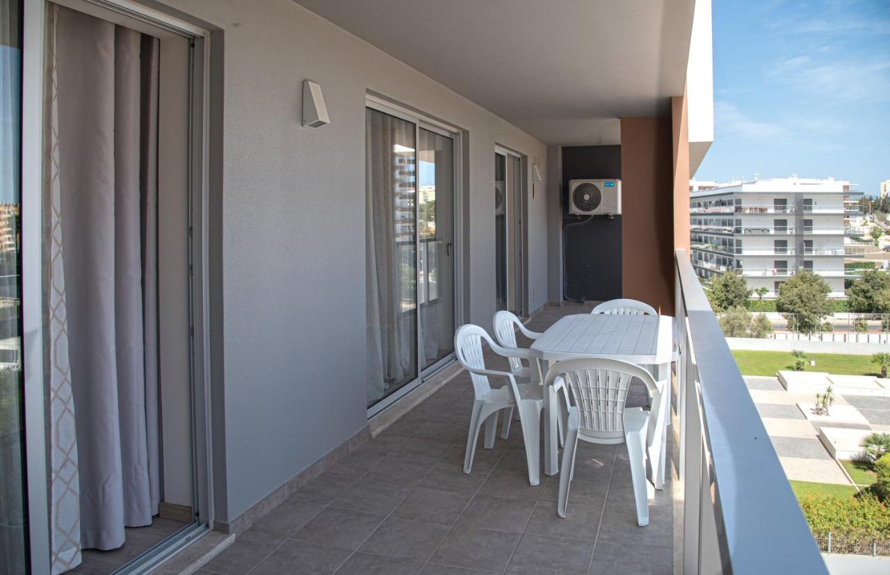 Apartamento Elegante Com Garagem E Piscina Na Praia Da Rocha Portimão Exterior photo