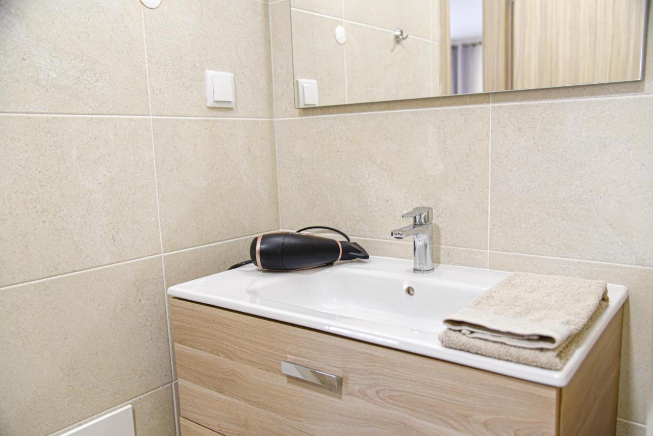 Apartamento Elegante Com Garagem E Piscina Na Praia Da Rocha Portimão Exterior photo