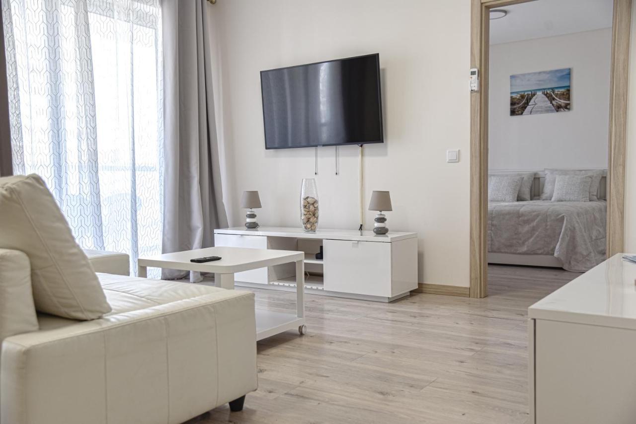 Apartamento Elegante Com Garagem E Piscina Na Praia Da Rocha Portimão Exterior photo
